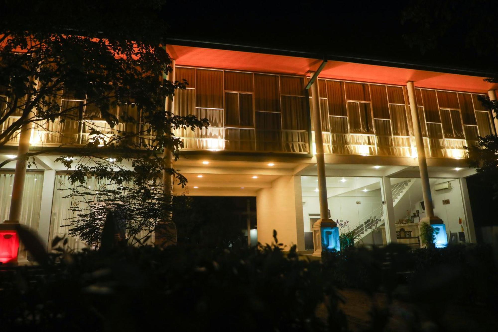 Athkandura Hotel Habarana Exterior foto