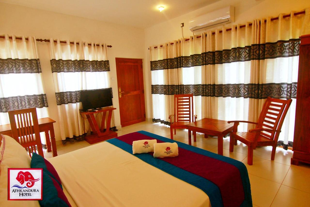 Athkandura Hotel Habarana Exterior foto